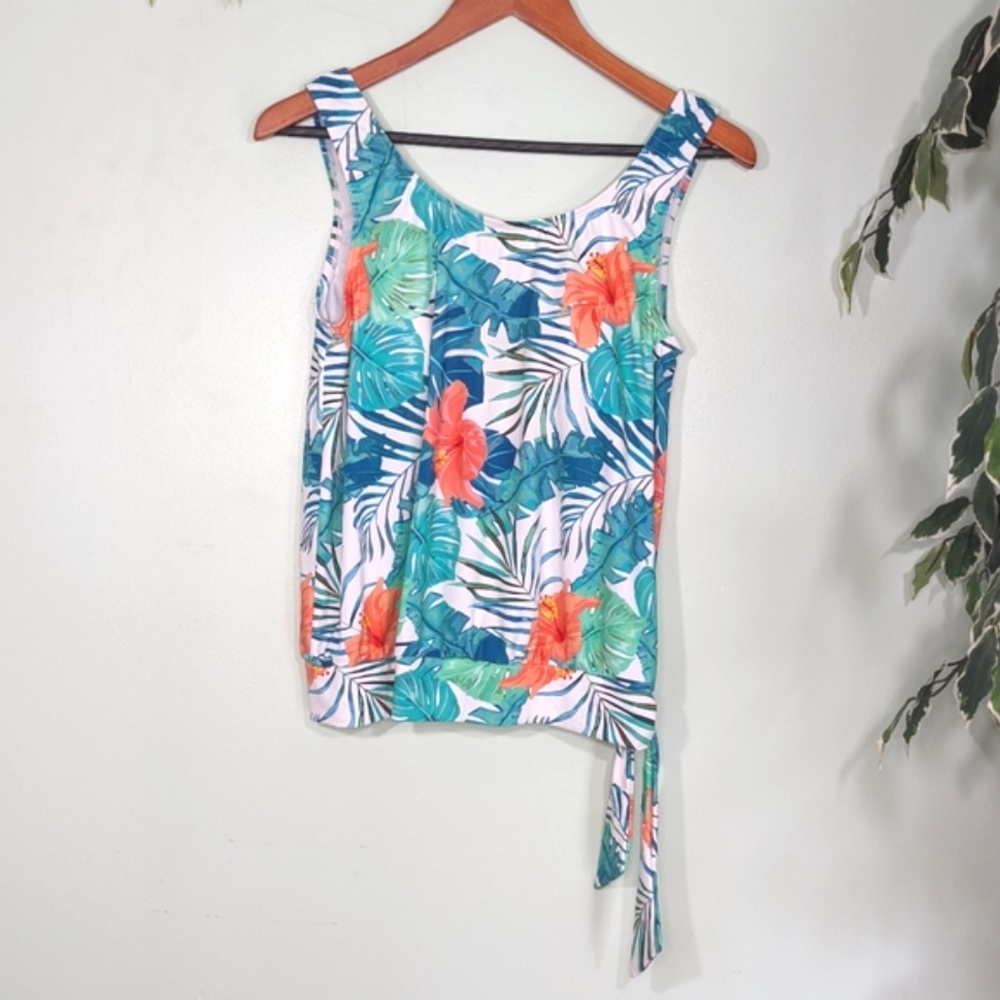 5/$18 Carolinas Saltwater Floral Print Blouson Swim Top